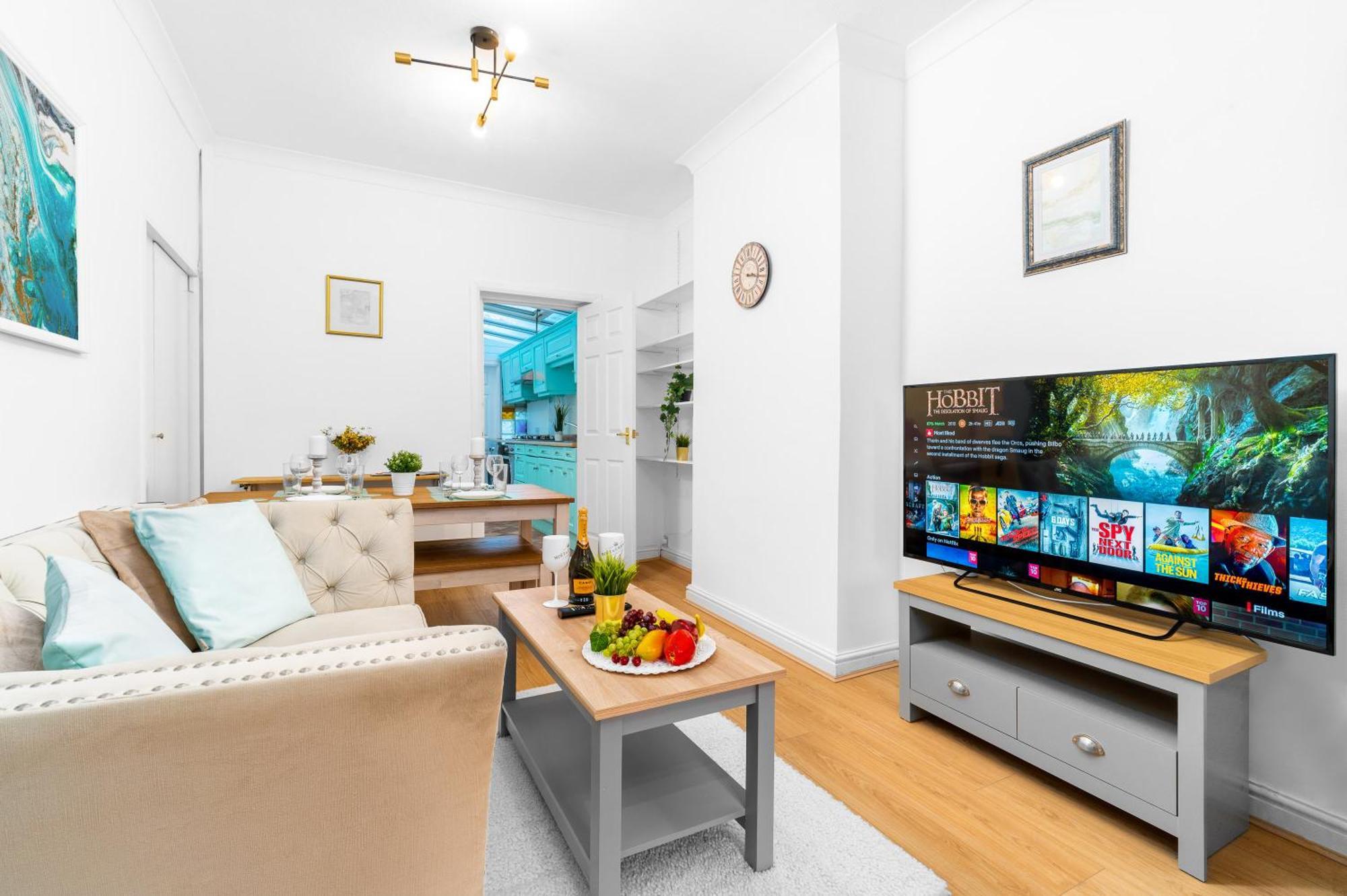 Luxury 3 Bedroom House - Harborne - Parking - Garden - Wifi & Netflix 122G Birmingham Buitenkant foto
