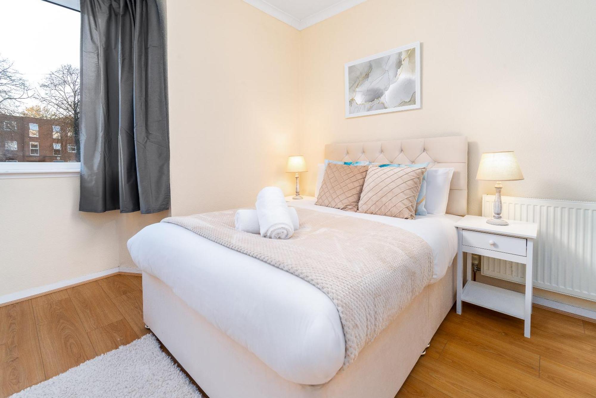 Luxury 3 Bedroom House - Harborne - Parking - Garden - Wifi & Netflix 122G Birmingham Buitenkant foto