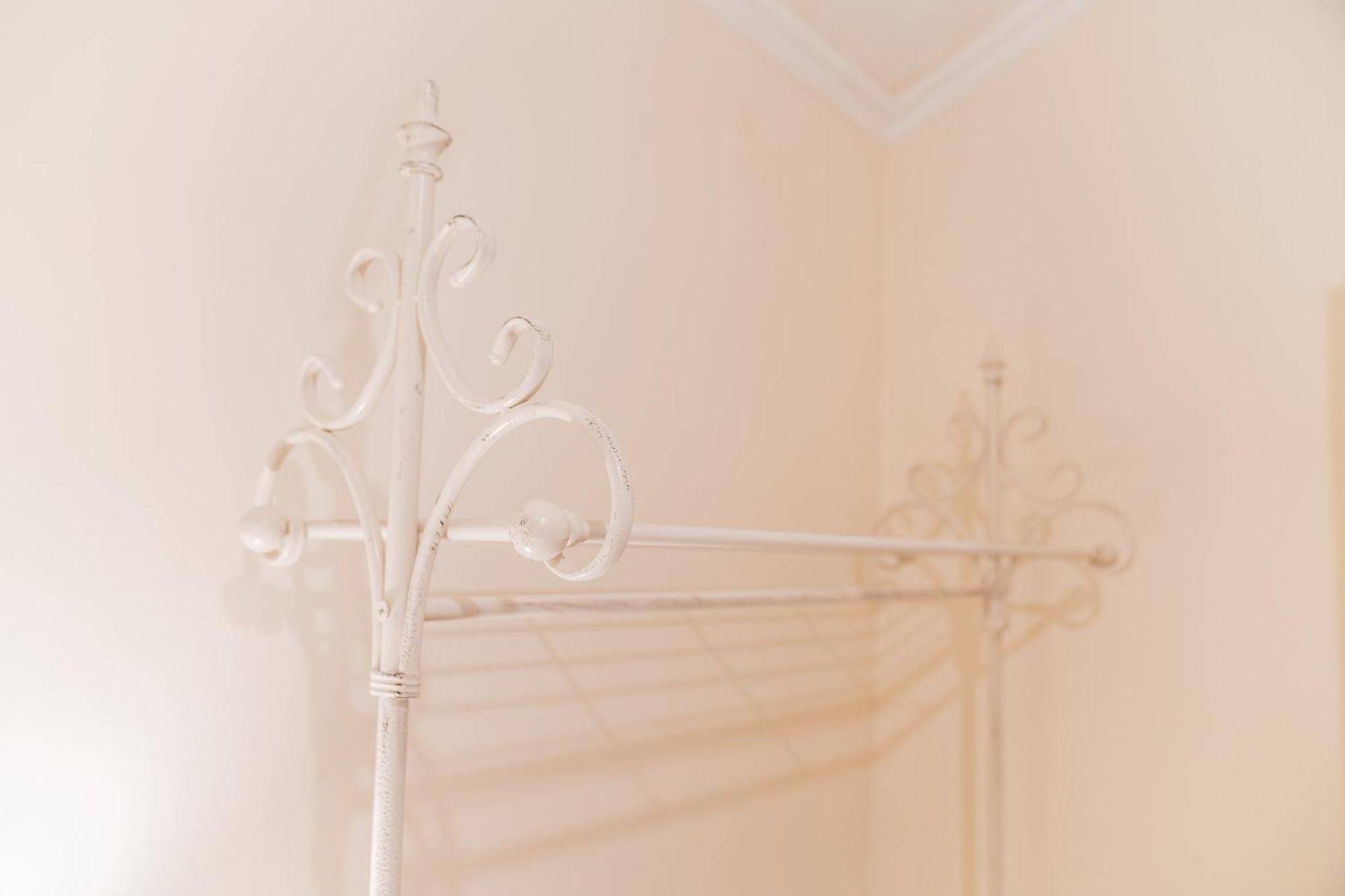 Luxury 3 Bedroom House - Harborne - Parking - Garden - Wifi & Netflix 122G Birmingham Buitenkant foto